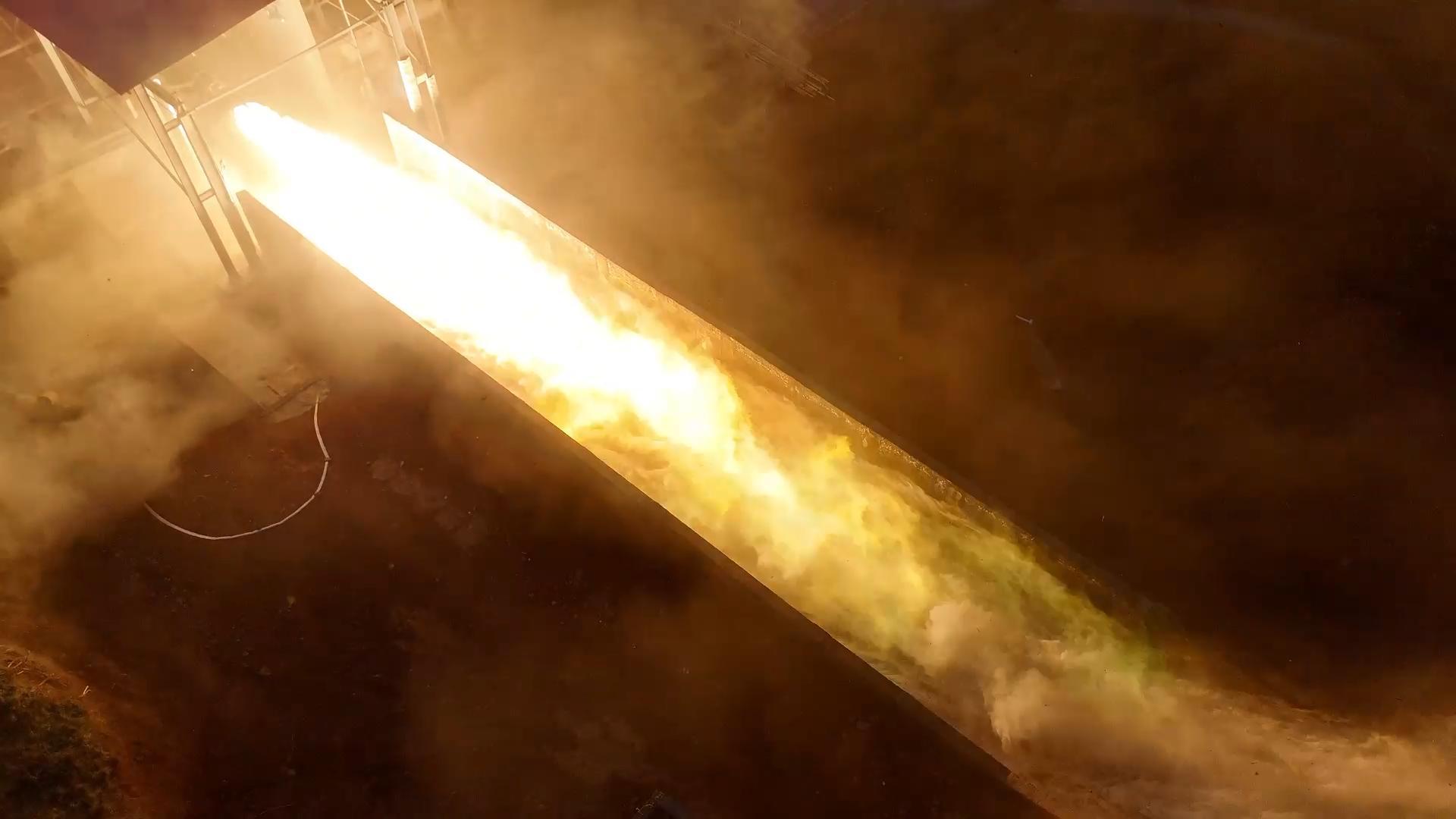 “巧龙一号”发起机50秒整机点火